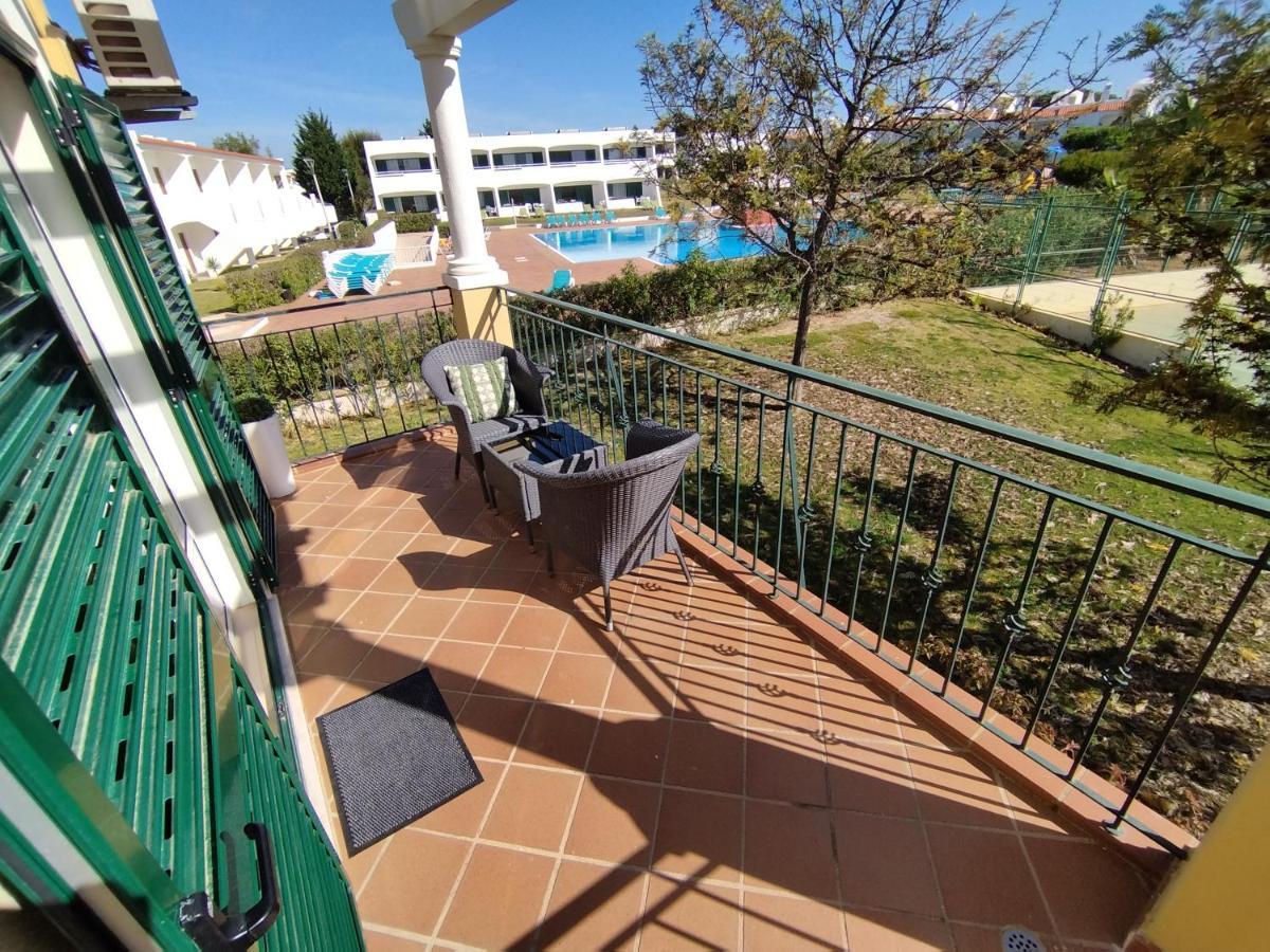1D Areias De Porches, Pool & A/C - Casas & Papeis Lejlighed Armação de Pêra Eksteriør billede