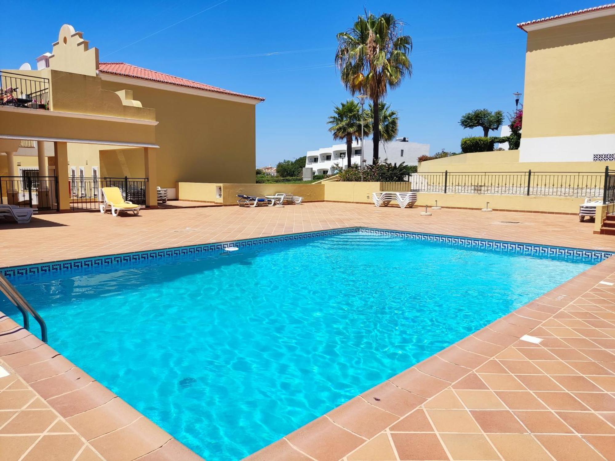 1D Areias De Porches, Pool & A/C - Casas & Papeis Lejlighed Armação de Pêra Eksteriør billede