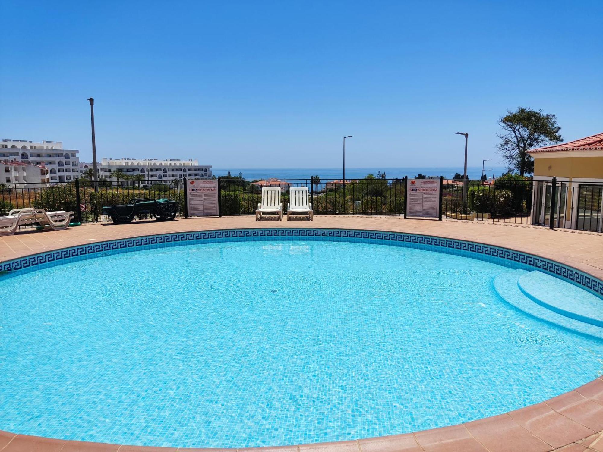 1D Areias De Porches, Pool & A/C - Casas & Papeis Lejlighed Armação de Pêra Eksteriør billede